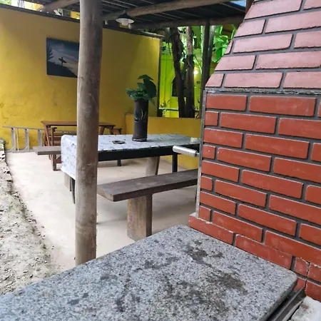 Pousada Familia Viva Trindade-3